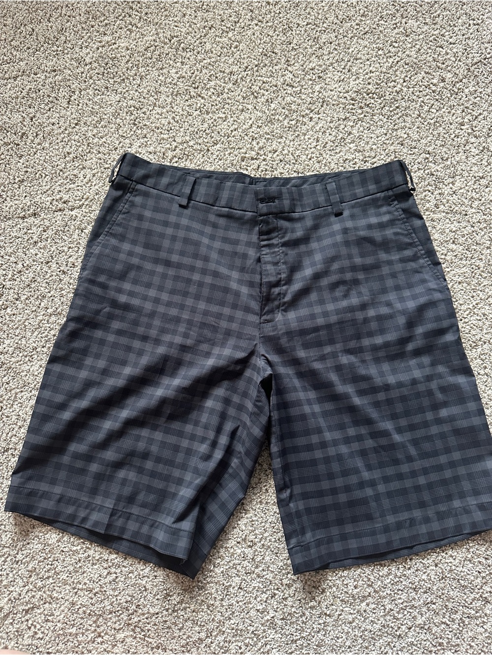 Nike Men's Black Plaid Golf Shorts